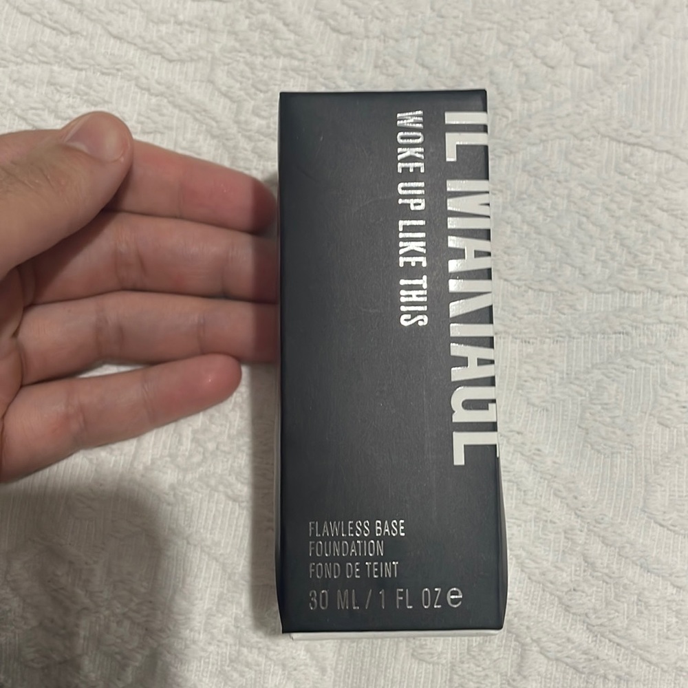 NIB Il Makiage flawless base foundation 105 woke up like this unopened brand new